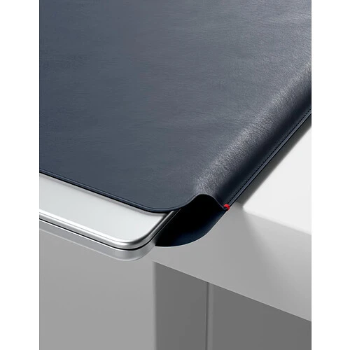 Чехол защитный VLP Velar Sleeve для MacBook Air (15.3") из экокожи, темно-синий