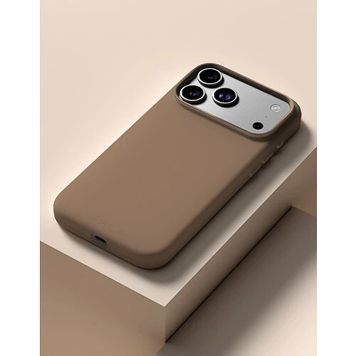Чехол защитный VLP Aster Pro Case с MagSafe для iPhone 17 Pro Max, мокка