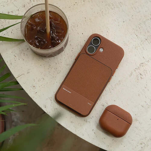 Внешний аккумулятор NATIVE UNION (Re) Classic Power Bank Magnetic Qi2, 5000mAh, цвет: коричневый