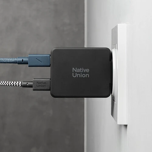 POCKET GAN CHARGER 65W, сетевое зарядное устройство 65W,  разъёмы 2xUSB-C. Цвет: чёрный
