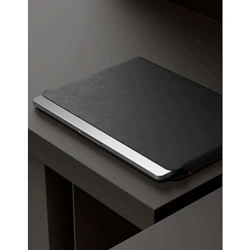 Чехол защитный VLP Velar Sleeve для MacBook Air (15.3") из экокожи, черный